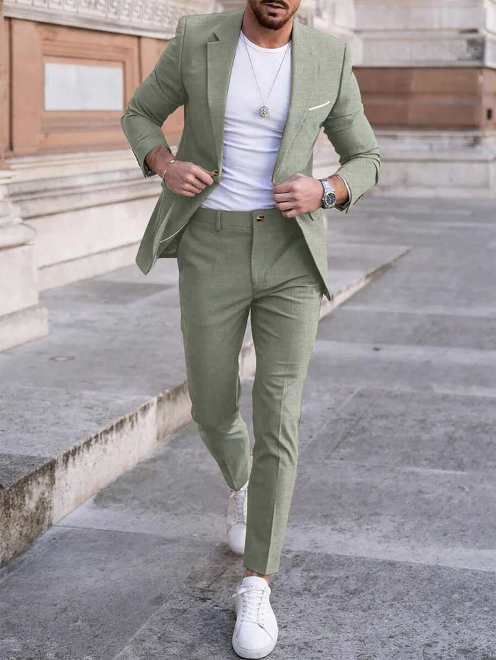 El traje de Lucas