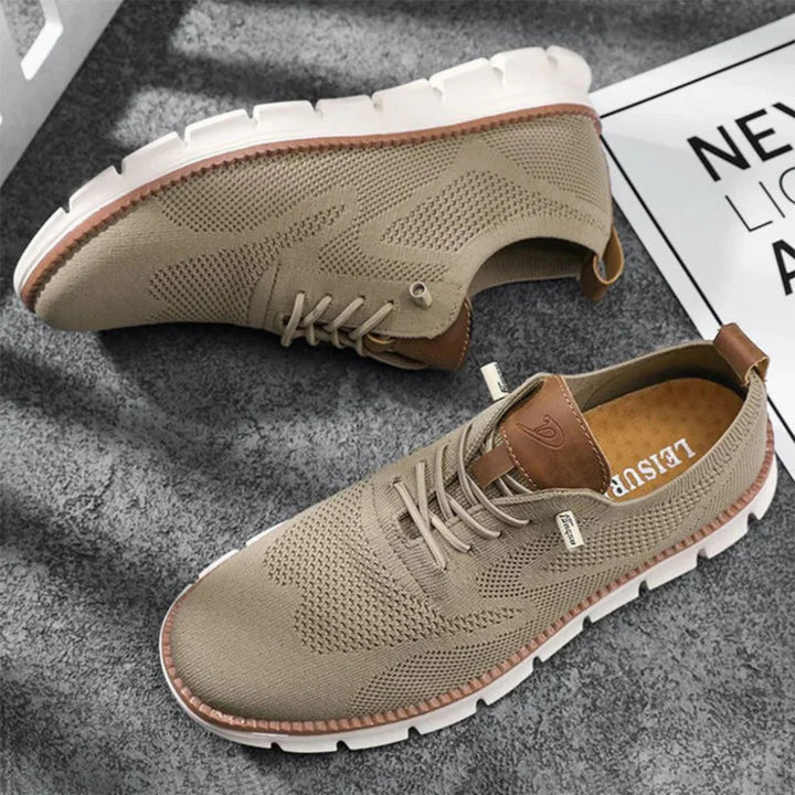 The Lessy sneaker