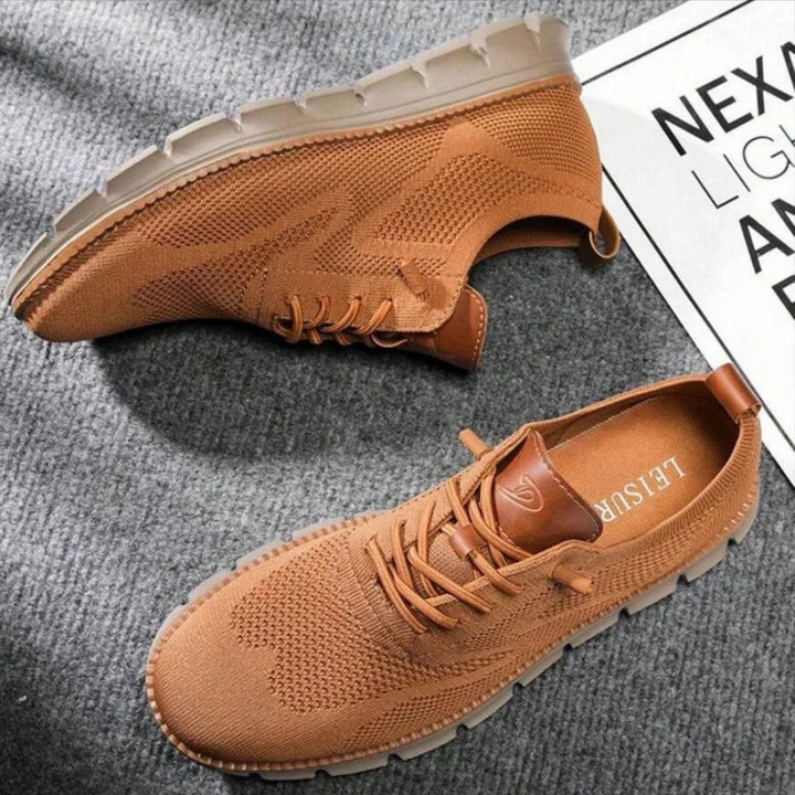 The Lessy sneaker