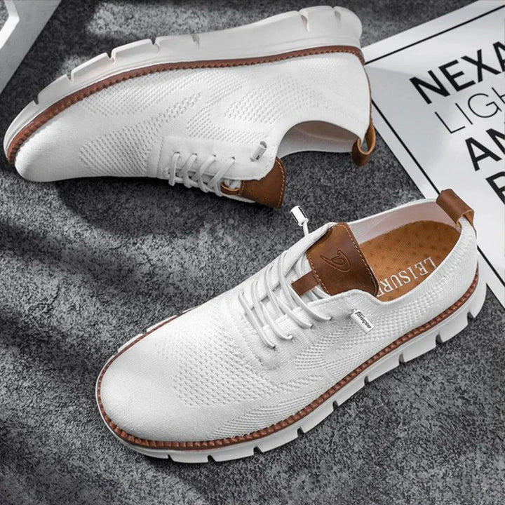 The Lessy sneaker