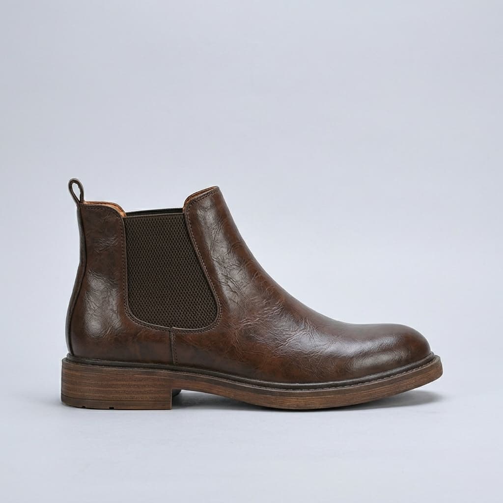 The Wyndham Retro Leather Chelsea