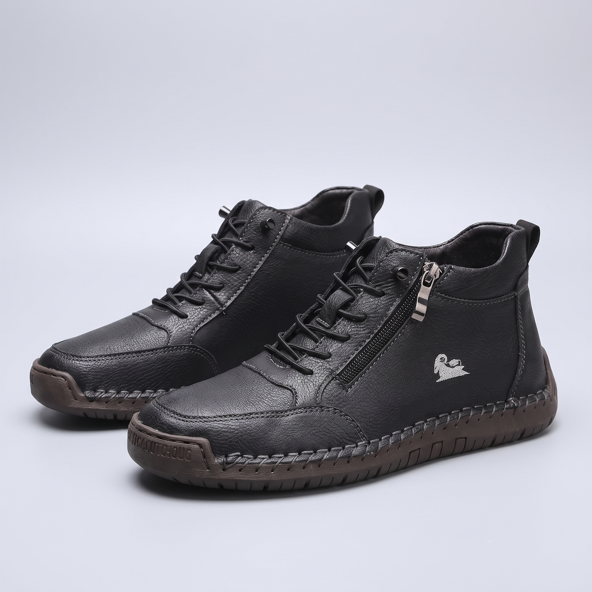 EASY COMFORT SNEAKERS