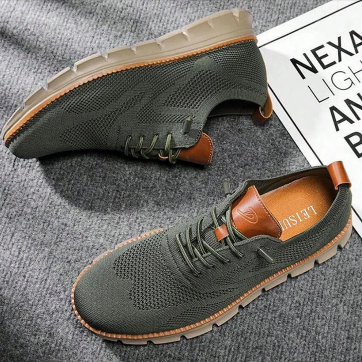 The Lessy sneaker